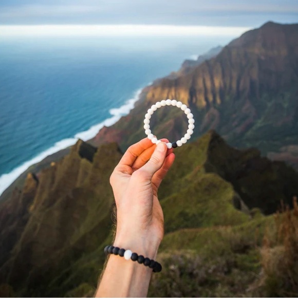 LOKAI Unisex Black and White Bracelet Set NWT - Picture 2 of 15